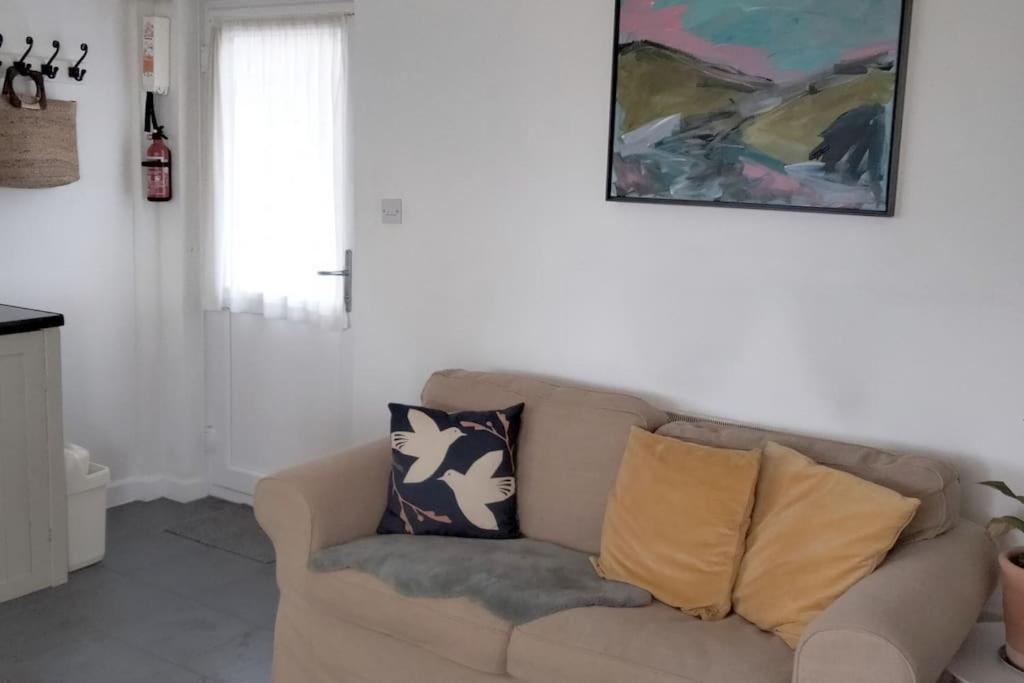 The Flower House, Idyllic Cornish Retreat. Apartment Saint Erth Luaran gambar